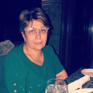 Meet your Posher, Bella